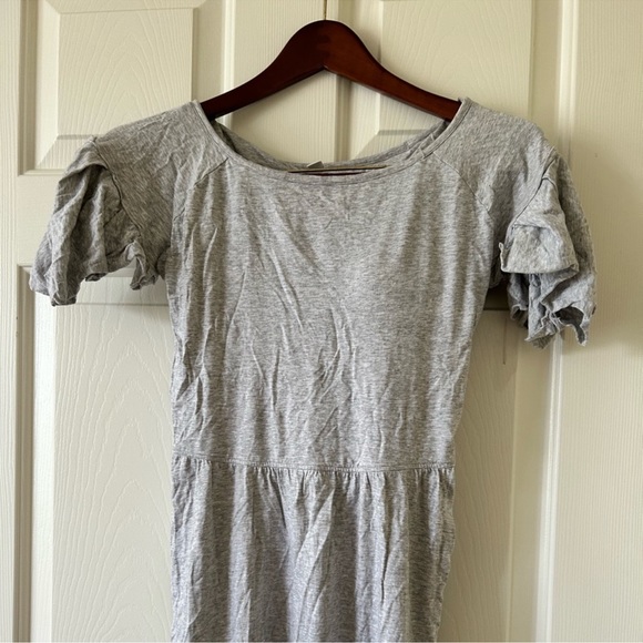 2 Uniqlo bra t shirt hidden bra dresses, seamless - Picture 10 of 10